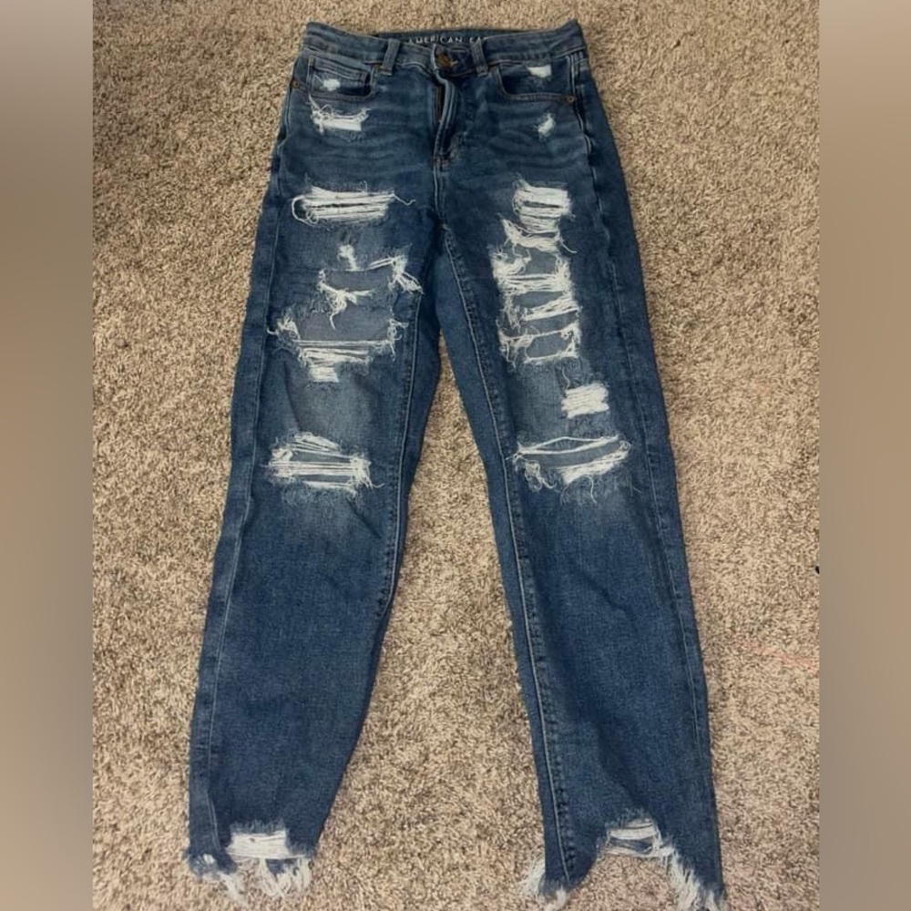 American Eagle distress jeans